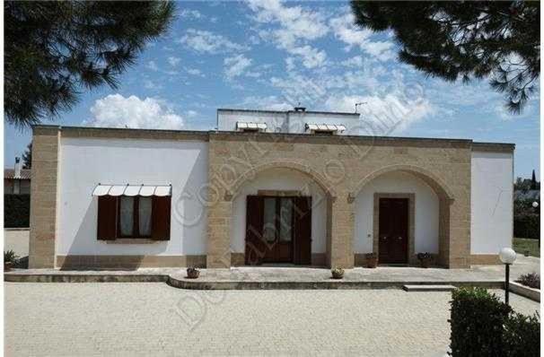Gianpaolo Ospitale Bed & Breakfast Scorrano  Exterior photo